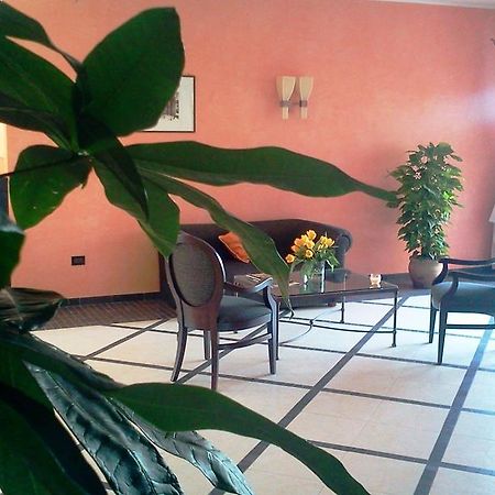 Acos Marsala City Hotel エクステリア 写真