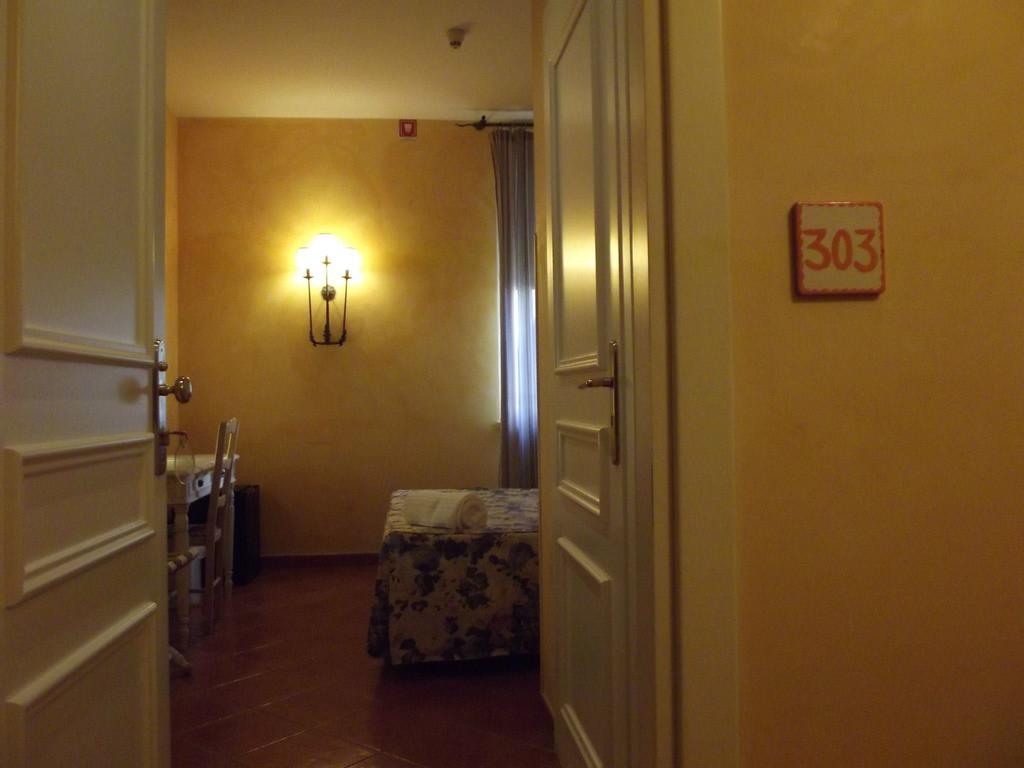 Acos Marsala City Hotel 部屋 写真