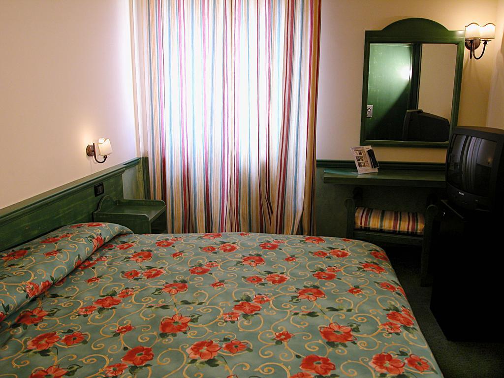 Acos Marsala City Hotel 部屋 写真