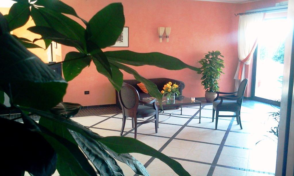 Acos Marsala City Hotel エクステリア 写真
